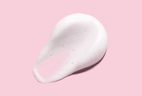 Hyvinvoiva hiuspohja on hiusten paras tuki